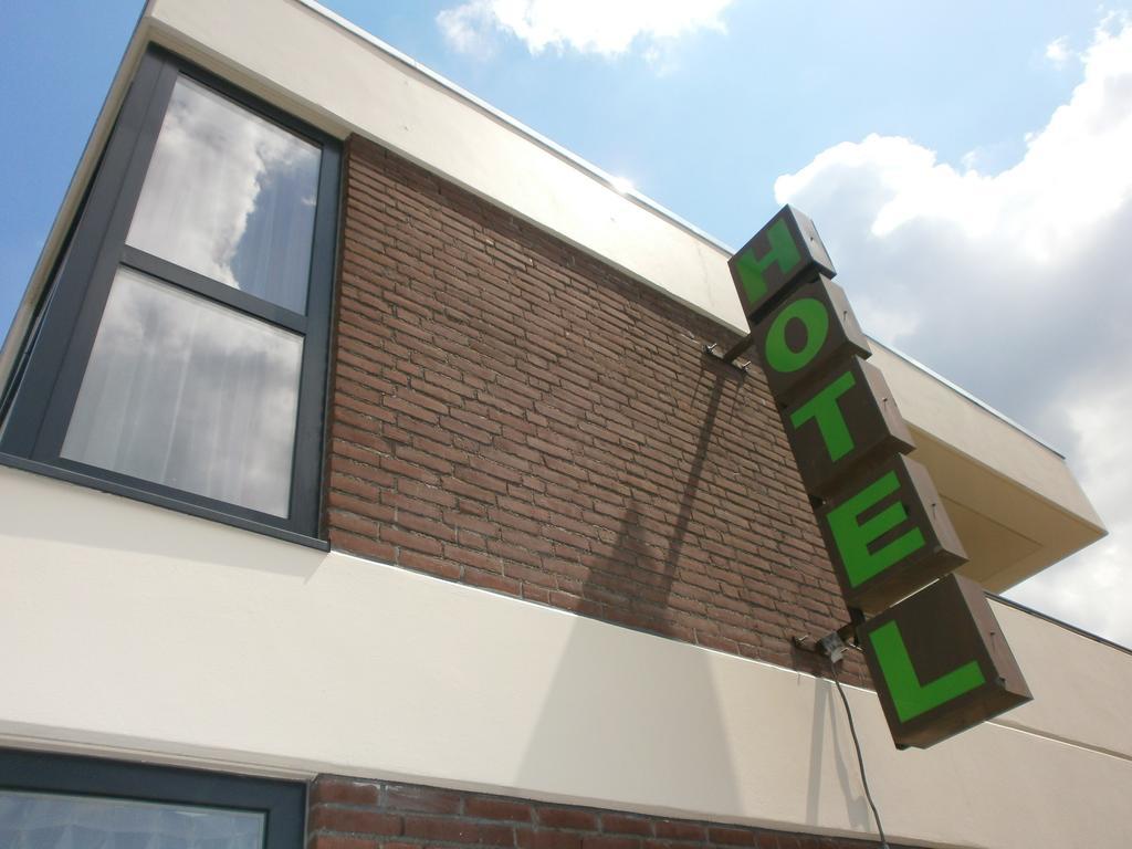 Hotel Eurotel Венрай Екстериор снимка